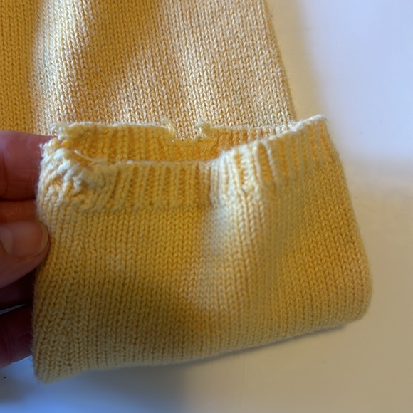 Hartstrings Sweater Hoodie - Picture 6 of 16